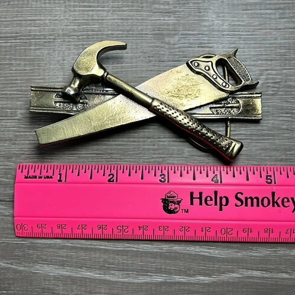 Construction carpenter tool numbered belt buckle - Picture 3 of 4